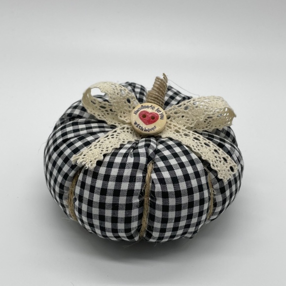 Set of 2 Pumpkins / Stuffed Fabric Pumpkins / Fall Decor / Farmhouse Decor - Picture 2 of 3